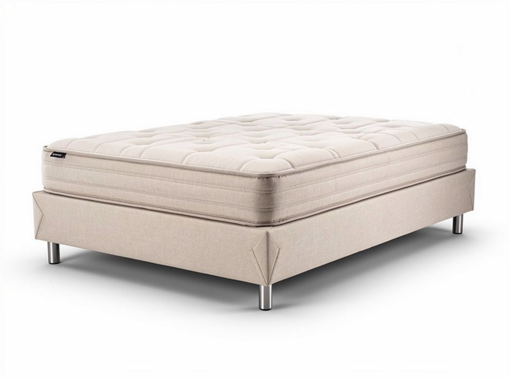 Comfortable mattress with durable fabric cover - 200 x 160 x 30cm